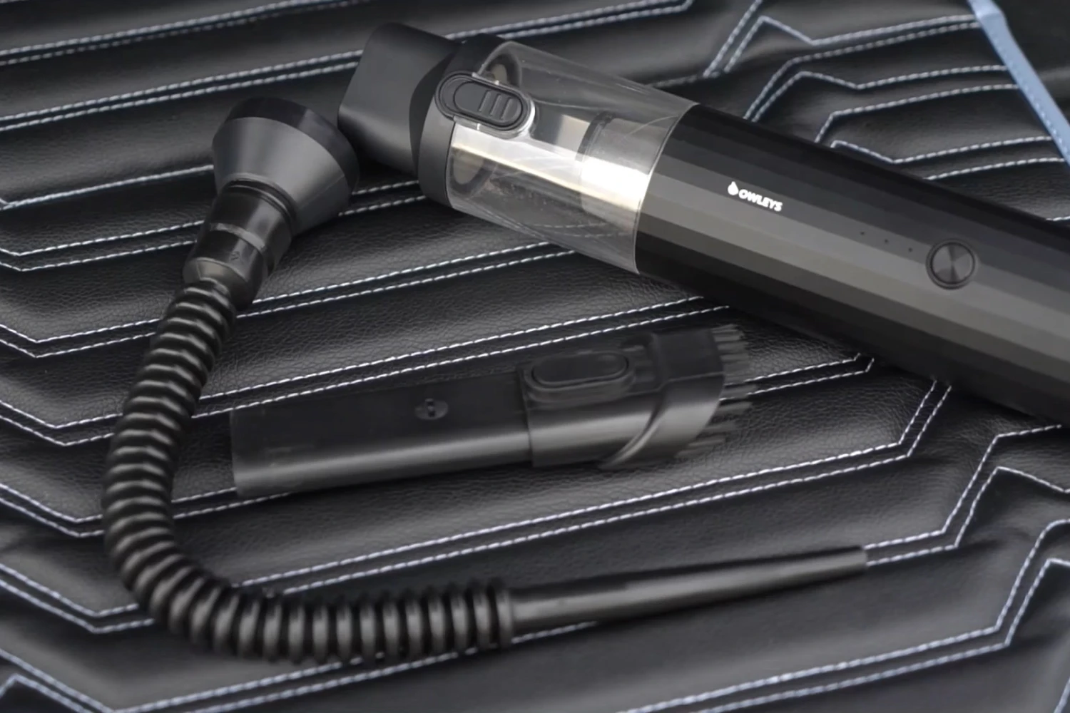 CORDLESS HANDHELD VACUUM FOR MERCEDES-BENZ GLC