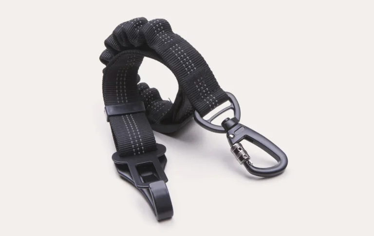 BELT1 1 GETTING AHEAD WITH YOUR PET'S SAFETY: THE CHRYSLER PACIFICA DOG CAR SEAT BELT FOR BOSTON TERRIERS