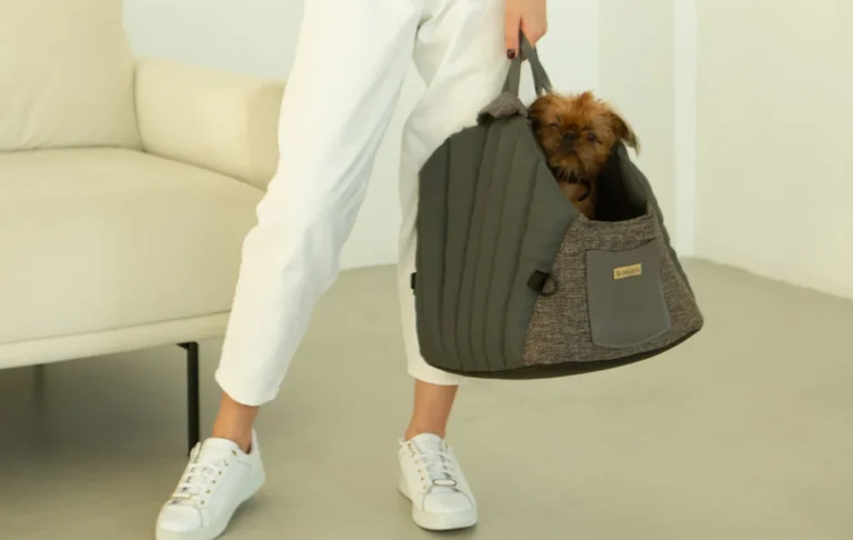 PEARL PURSE2 1 A TRENDY SOLUTION FOR YOUR PET’S TRAVEL NEEDS: THE PERFECT DOG CARRIER PURSE FOR KYI-LEOS